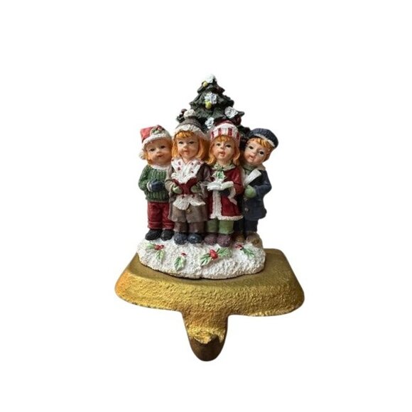 Set Of 3 Holiday Stocking Holders With Carolers Angels & Nativity Scene Resin Fi - Picture 2 of 10